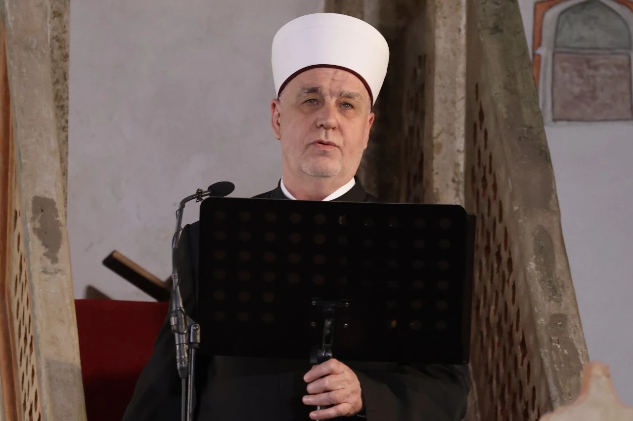 Kavazović: Napredna je ona zajednica koja se oslanja na razum i znanje, a ne na emociju i populizam