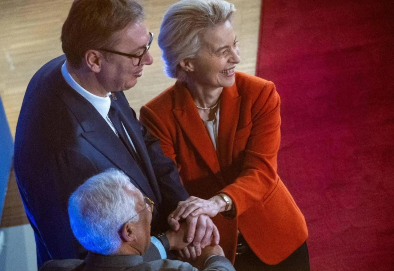 Njemački analitičar: Put Srbije u EU je Vučićeva politička farsa