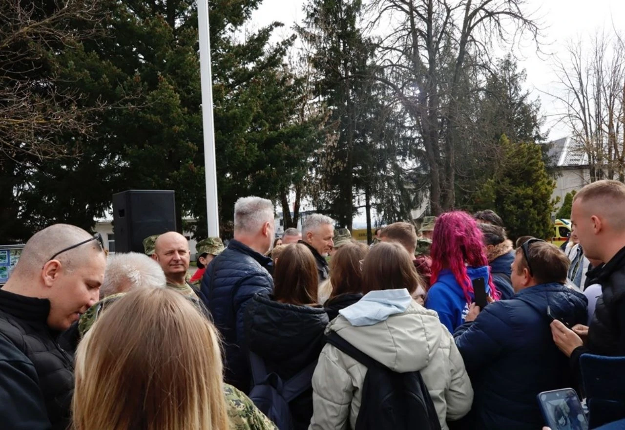 Marko Perković Thompson s obožavateljima