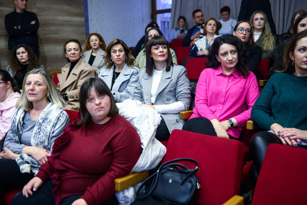 FOTO | Poruka iz Mostara: ''Važno je da imaju svoje društvo kada školsko zvono zazvoni''