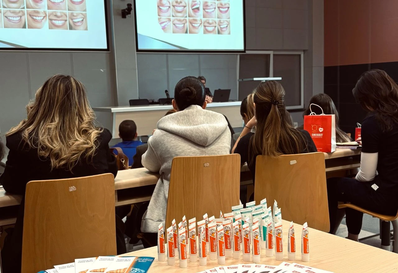 FOTO | Mostar: Obilježen Dan oralnog zdravlja, naglasak na prevenciji kod majki i djece