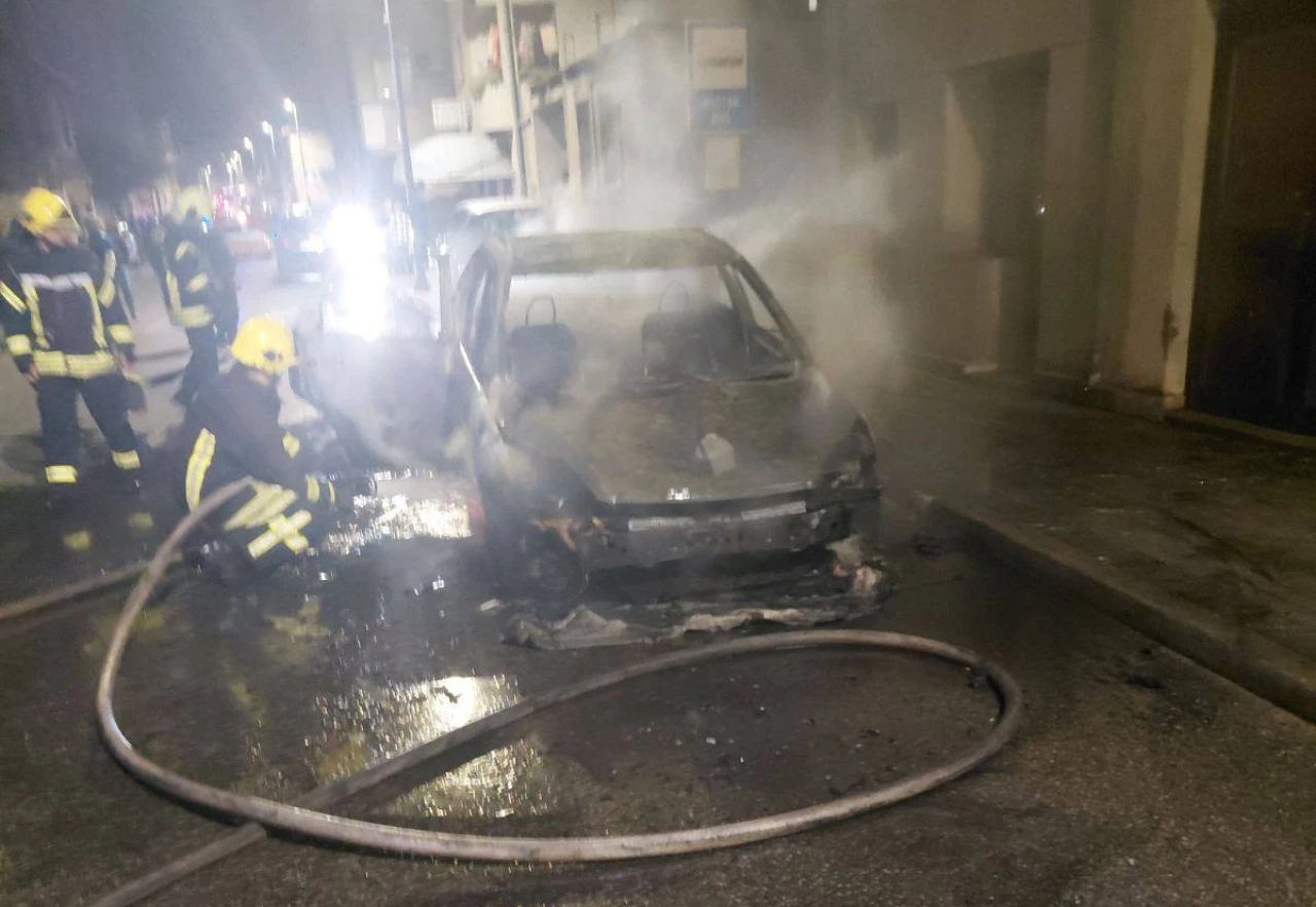 Mostar: Izgorio automobil