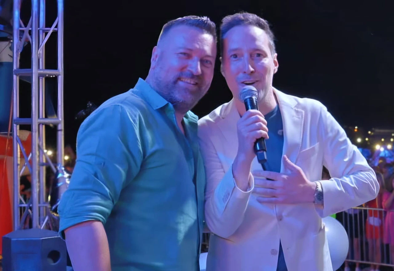 VIDEO | ''Bijeli ružmarin'' posvećen Halidu Bešliću rasplakao publiku širom regije
