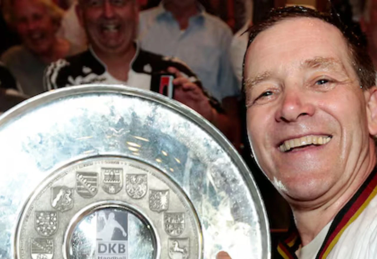 Ukradeni trofej prvaka Bundeslige pronađen u klupskom podrumu