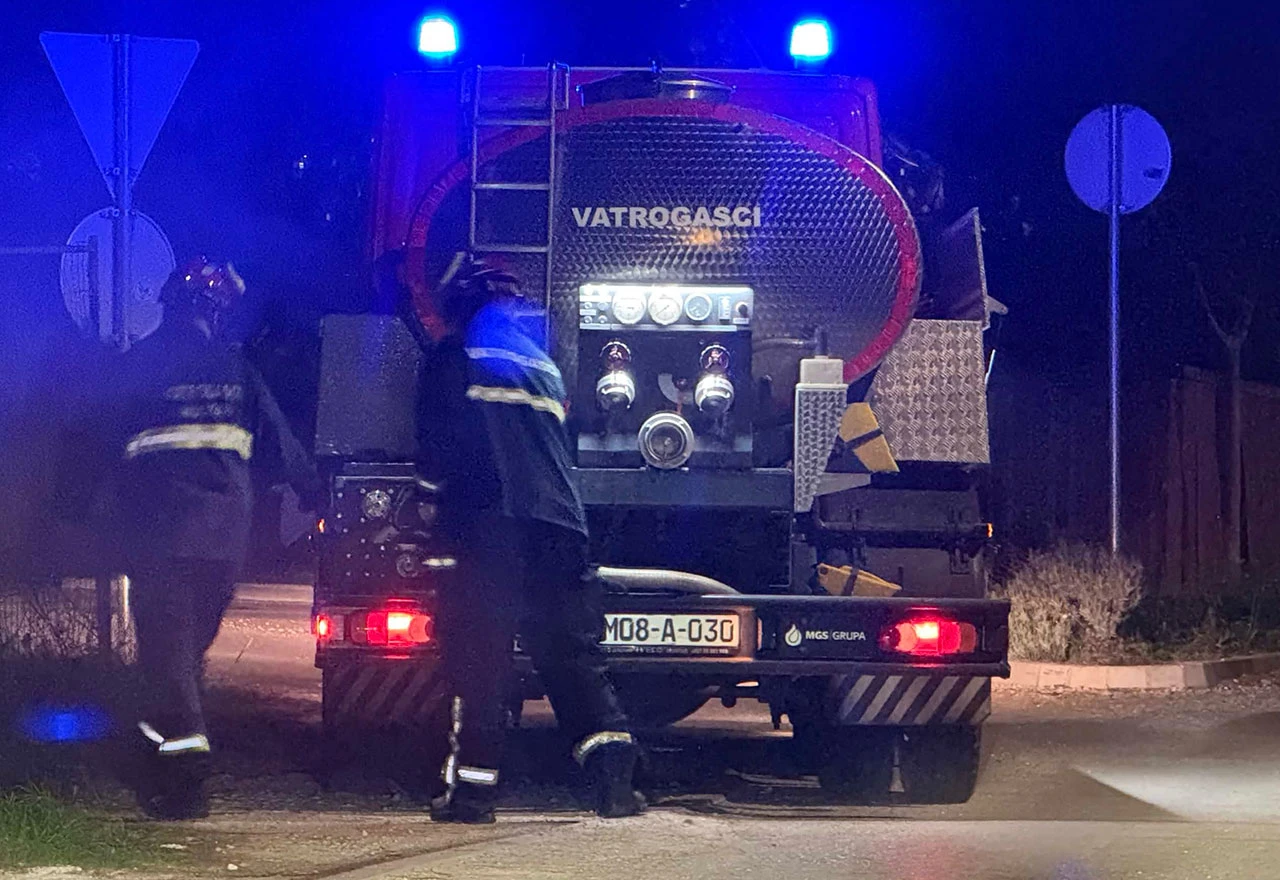 Vatrogasci intervenirali u Rodoču, požar brzo stavljen pod kontrolu