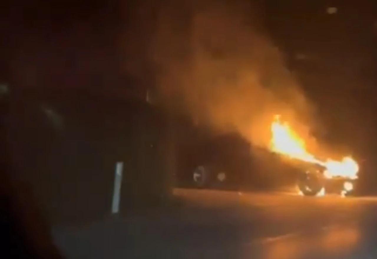 VIDEO | U Širokom Brijegu se zapalio BMW