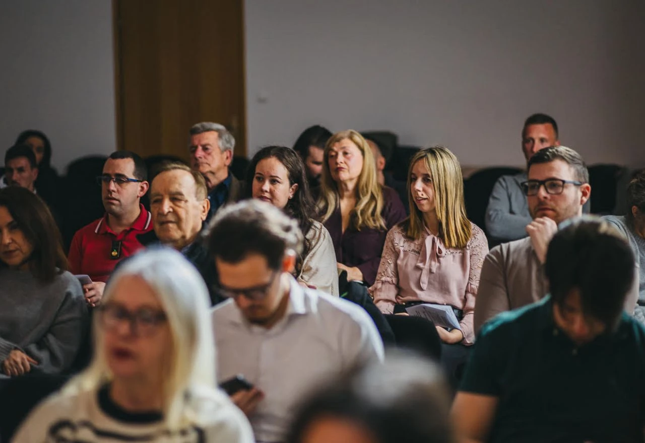 FOTO | Humanitarni koncert klasične glazbe u Mostaru okupio domaće i strane glazbenike