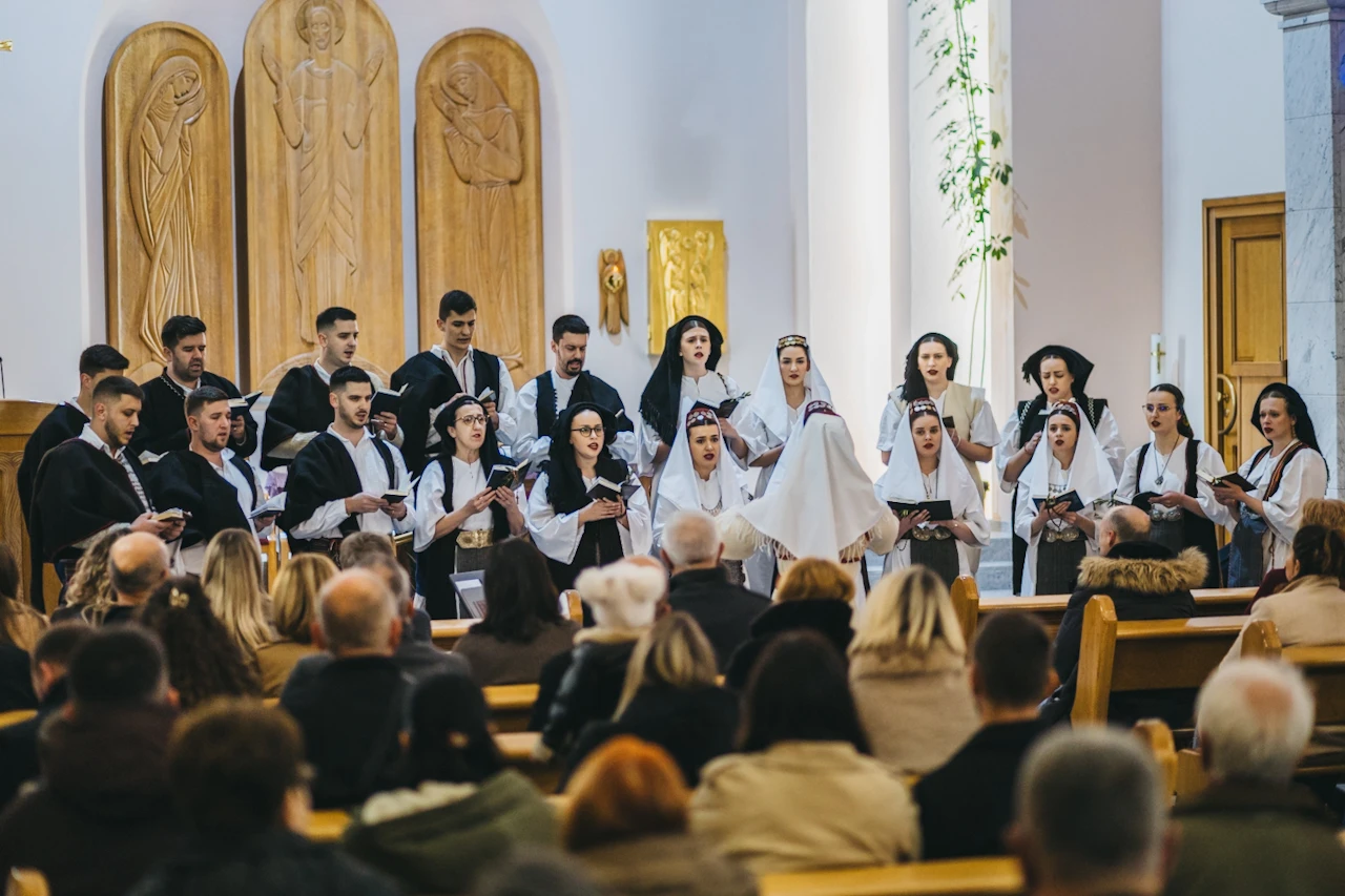 U Mostaru održan 15. Korizmeni koncert HKUD-a Rodoč u kapelici sv. Petra i Pavla