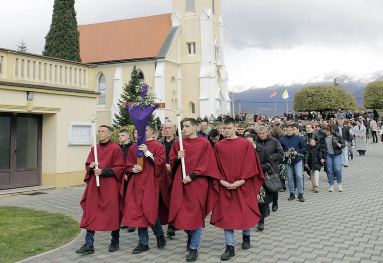 FOTO | Kako je Cvjetnica obilježena u Bijelom Polju