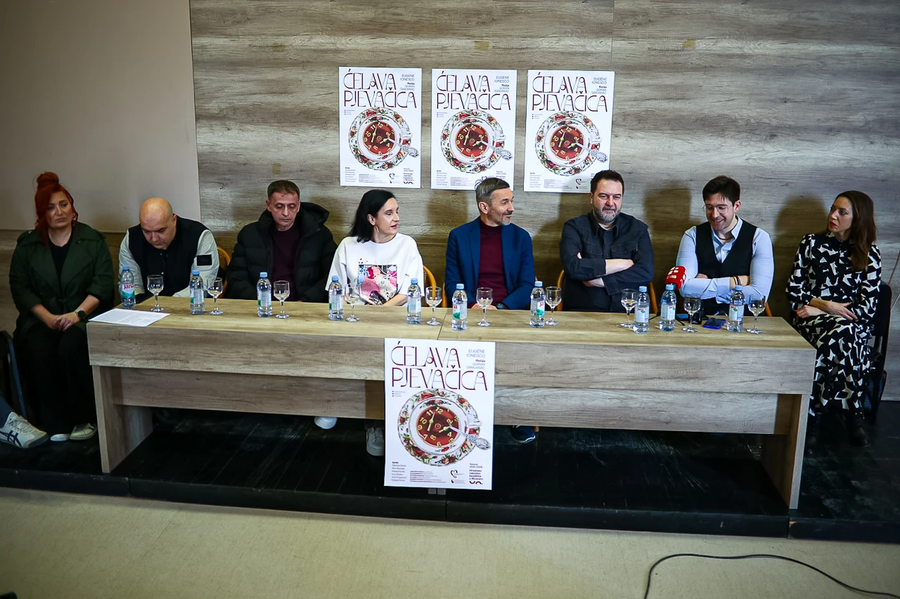 Konferencija za novinare povodom premijerne izvedbe predstave "Ćelava pjevačica"