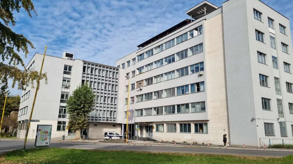 Tužiteljstvo podiglo optužnicu protiv još četiri policajca zbog iskorištavanja maloljetnica