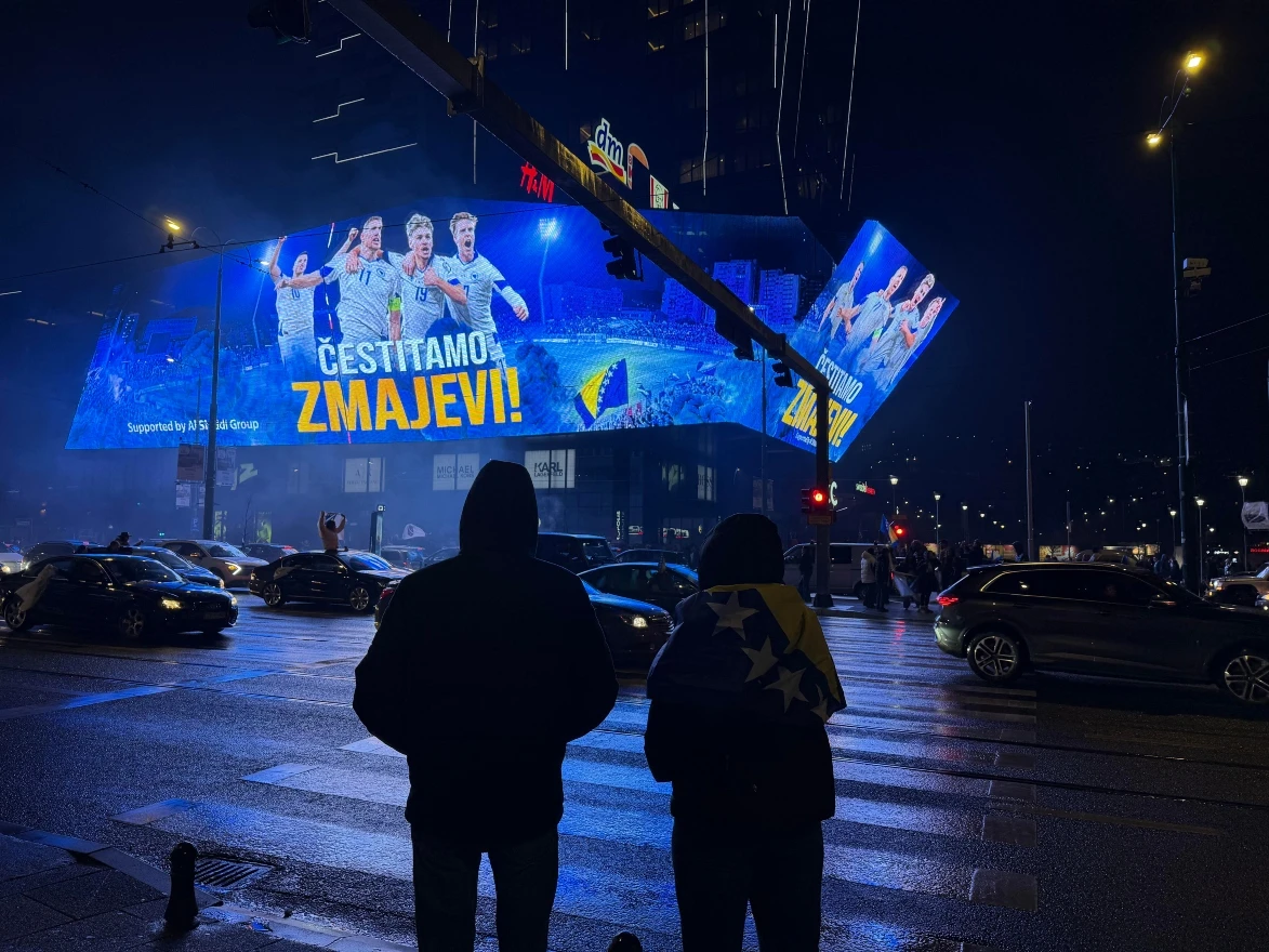 FOTO / VIDEO | Ludnica na ulicama Sarajeva i Zenice