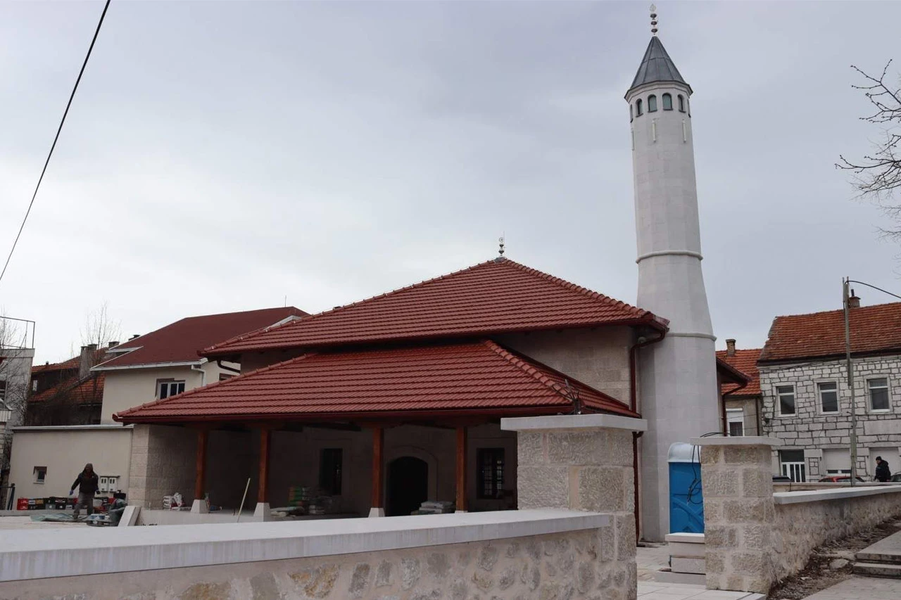 Obnovljena još jedna hercegovačka džamija koju su otele komunističke vlasti