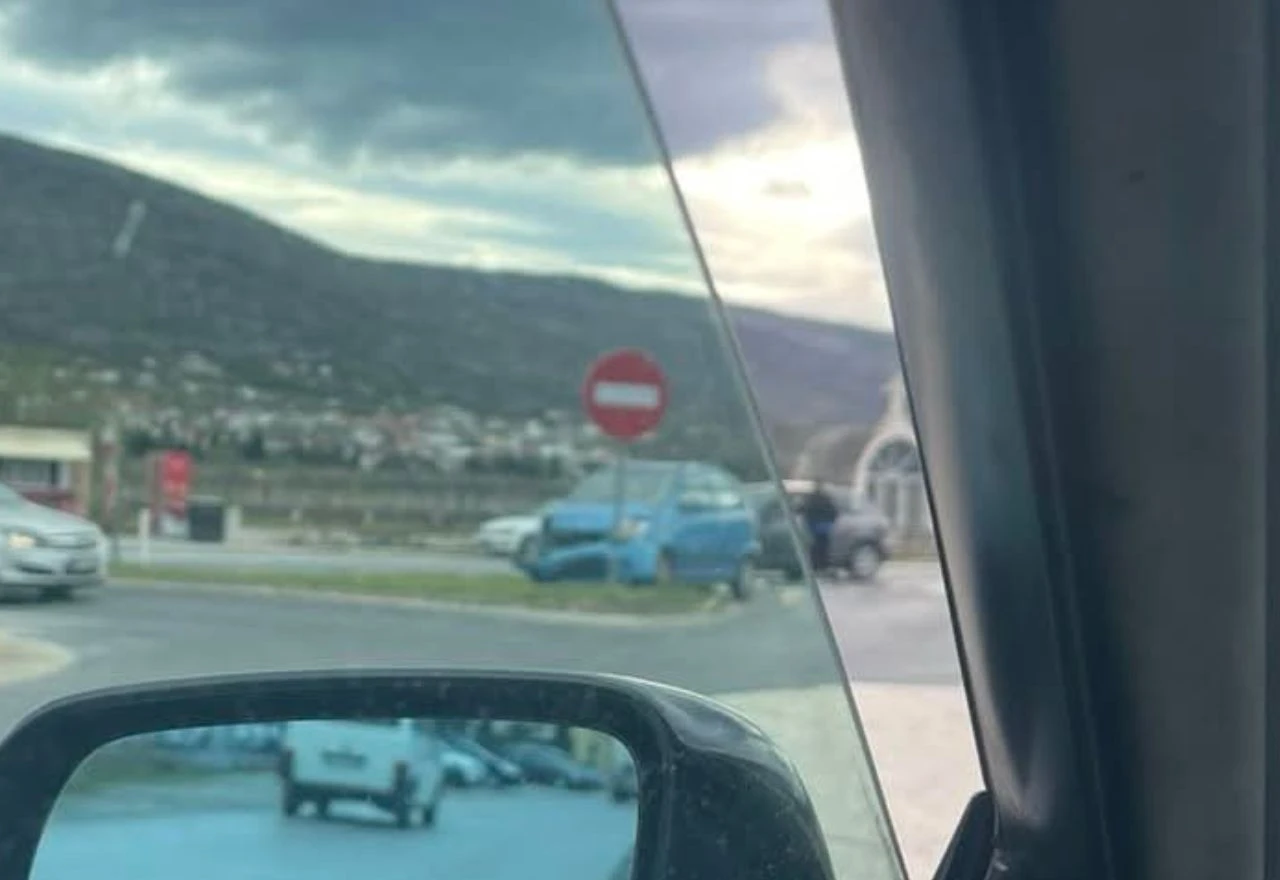 Sudar dva vozila na Bišću Polju