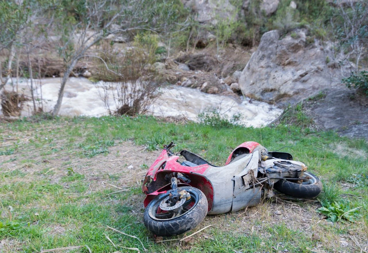 Motociklist iz Gruda ozlijeđen u prometnoj nesreći