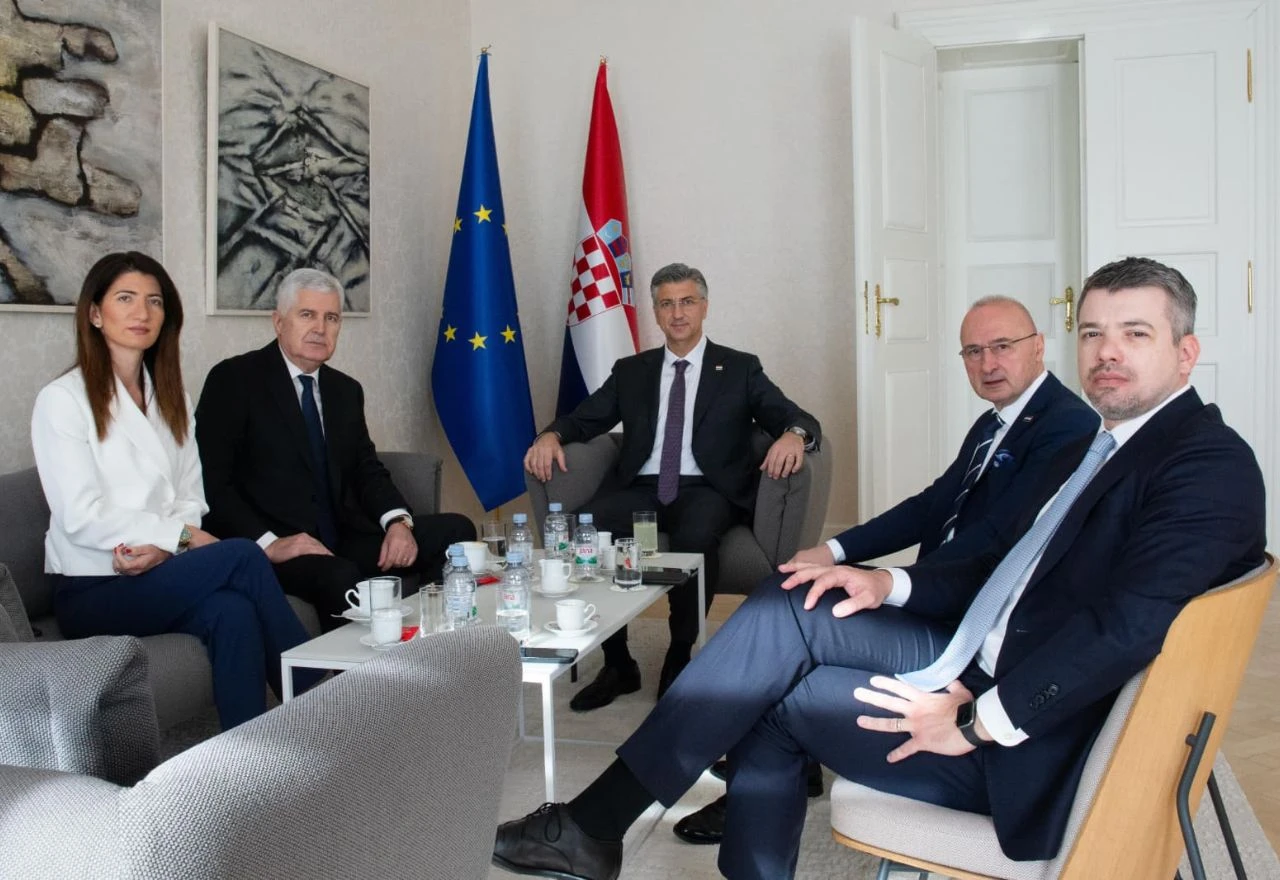 Sastali se Čović, Plenković i Grlić Radman: Plinska interkonekcija ide prema završnici?