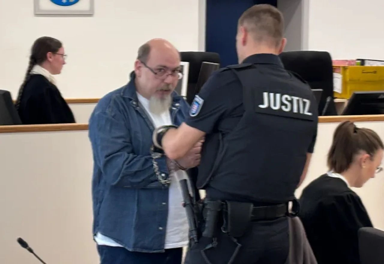 Nijemac 973 puta zlostavljao svoju pokćerku i sina