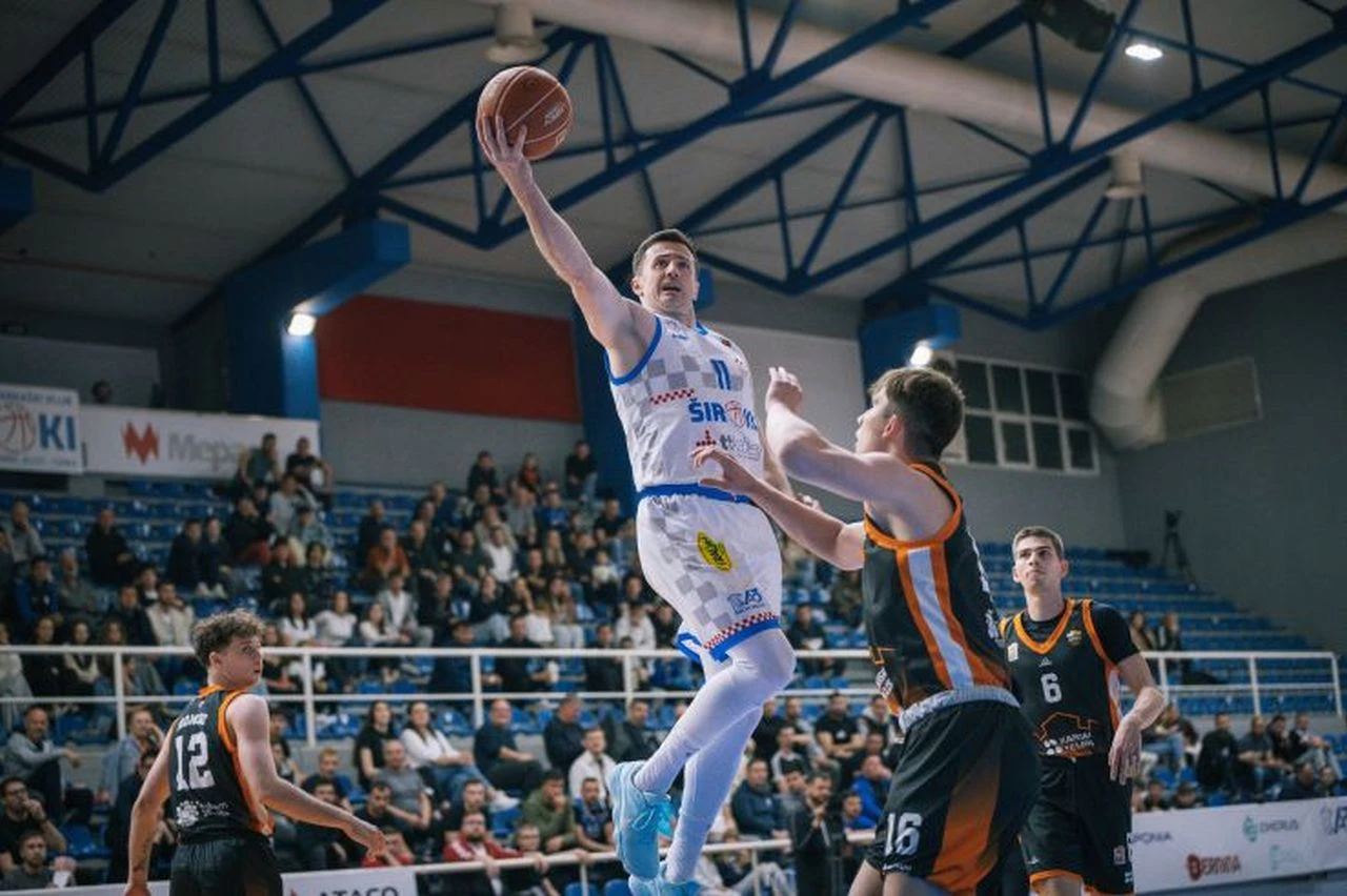 Široki slavio protiv Heliosa za vodstvo od 1-0 u polufinalnoj seriji