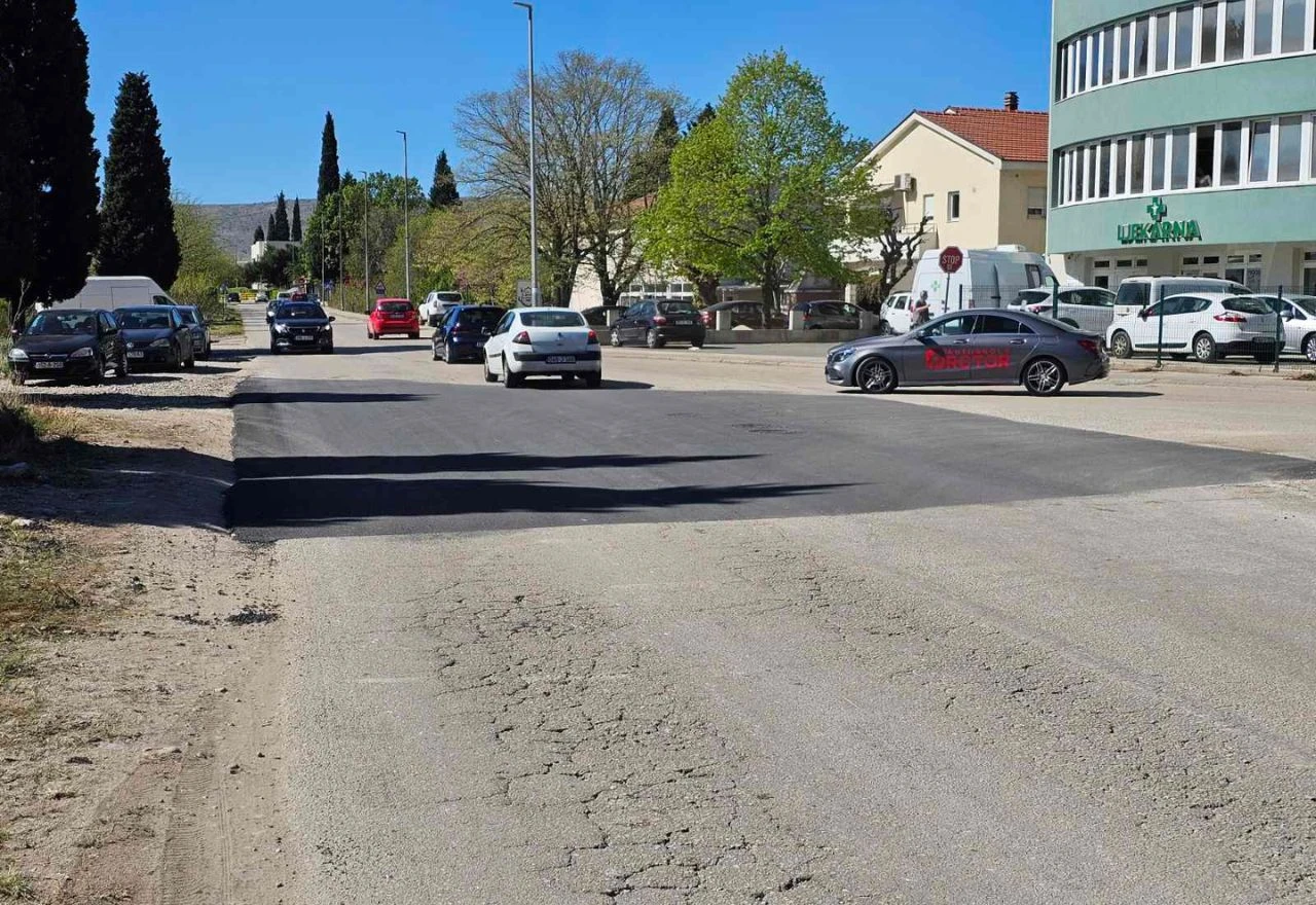 Nakon mjeseci čekanja, nekoliko kvadrata asfalta riješilo "ubojicu kartera" u Rodoču