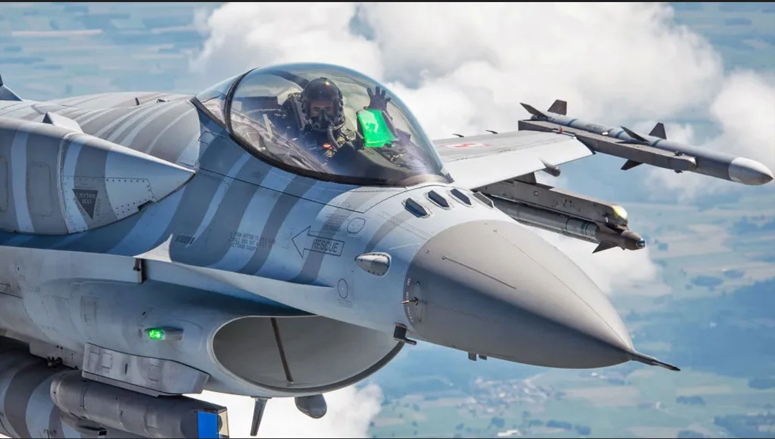 Ruski avion bez plana leta podigao NATO avione u zrak