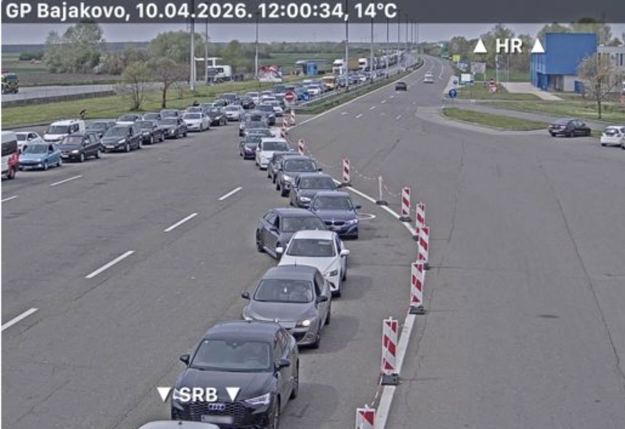 Višesatna čekanja i duge kolone na ulasku u Hrvatsku zbog EES sustava