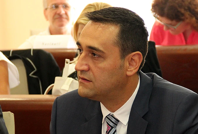 Hadžović ostaje na čelu Komunalnog do isteka mandata