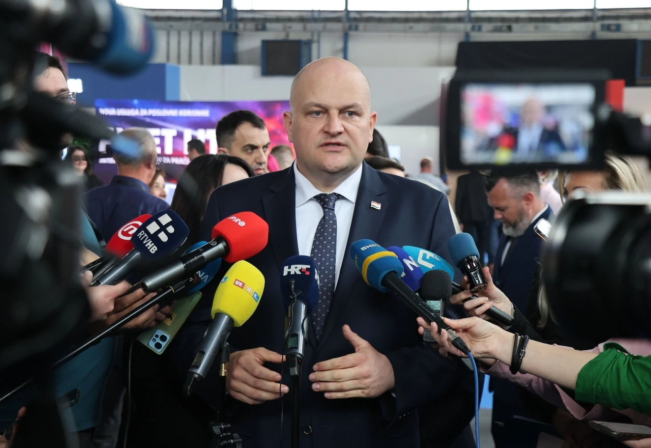 Šušnjar: "Bez hrvatskih luka BiH ostaje bez derivata i pogona"