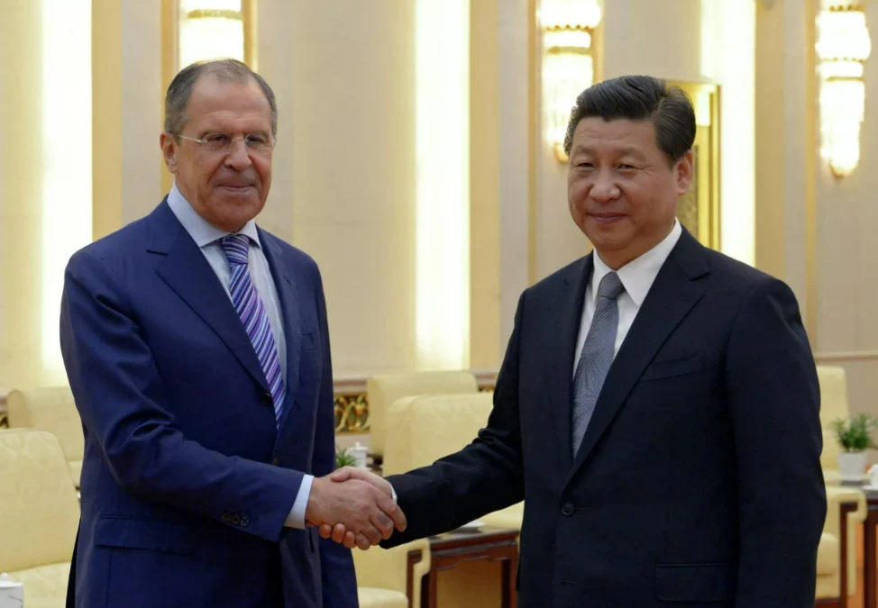 Lavrov s Jinpingom o Srbima
