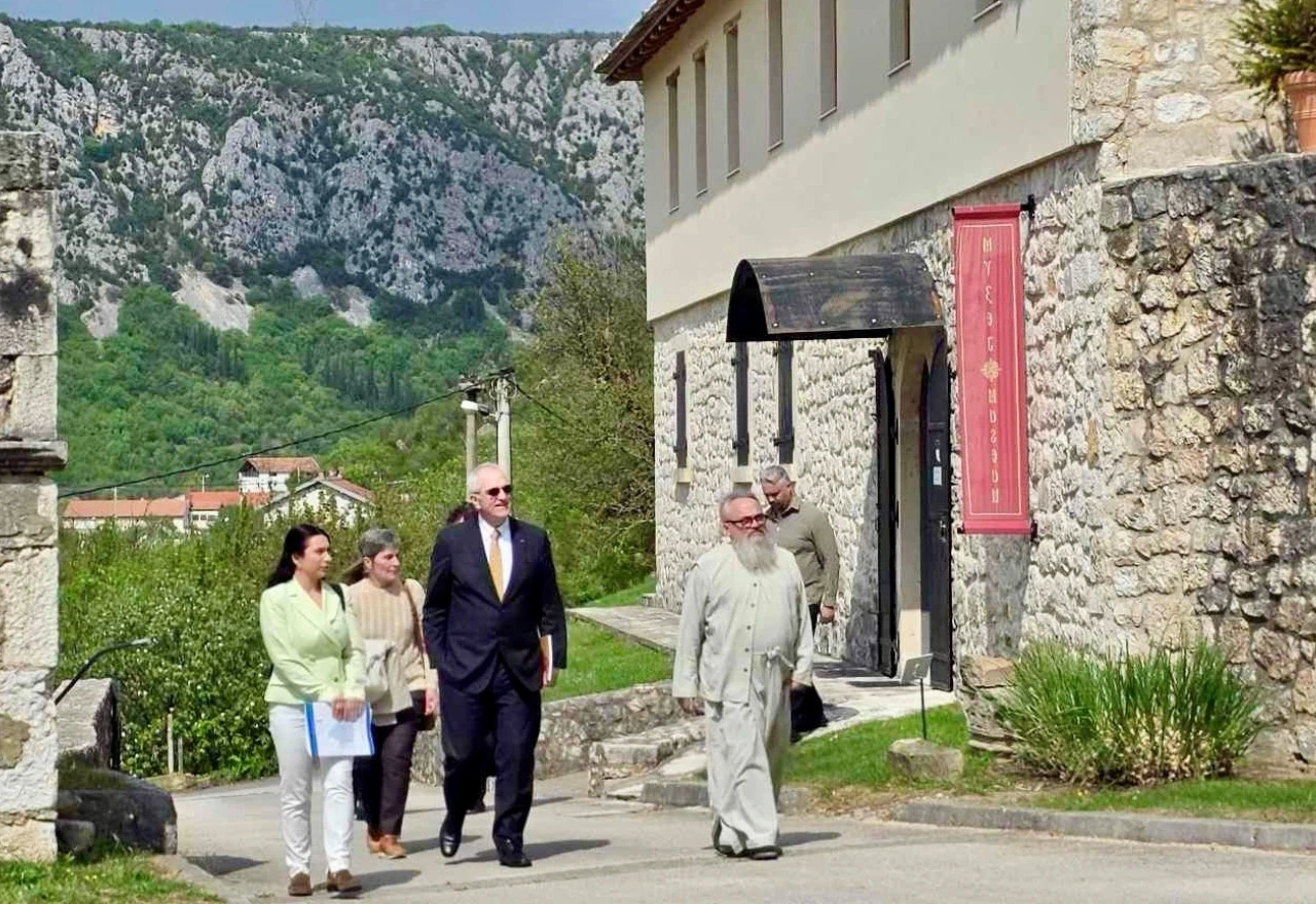 Holtzapple u Mostaru i ŽZH naglasio važnost borbe protiv korupcije