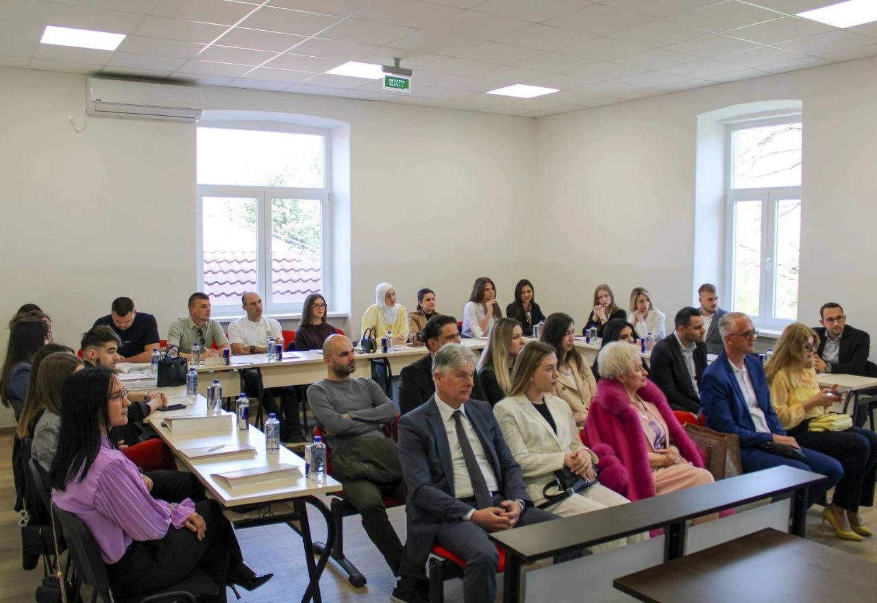 Dalipagić, Maksumić i Džaferagić pred studentima u Mostaru