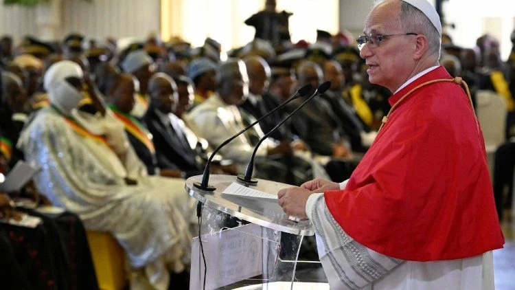 Papa Lav oštro: Svijet pustoši šačica tirana