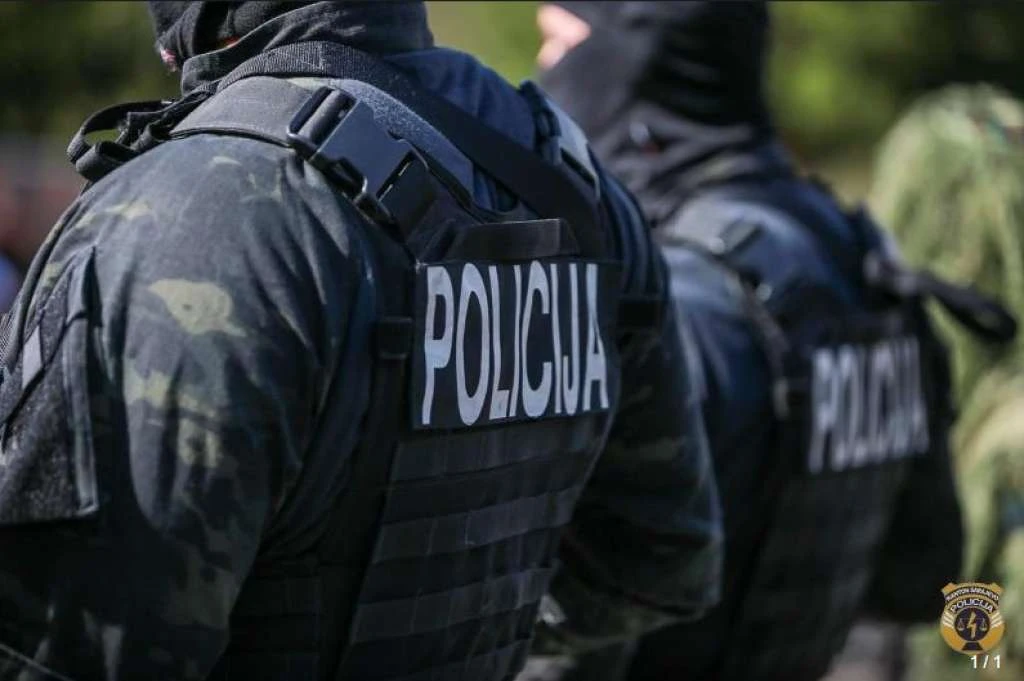 Policiji, školama i institucijama u Zenici stigli prijeteći mailovi