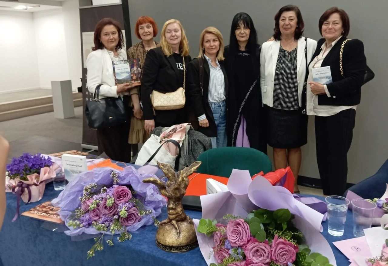 FOTO | Književna večer u Mostaru: Nova izdanja Marine Kljajo Radić privukla brojnu publiku