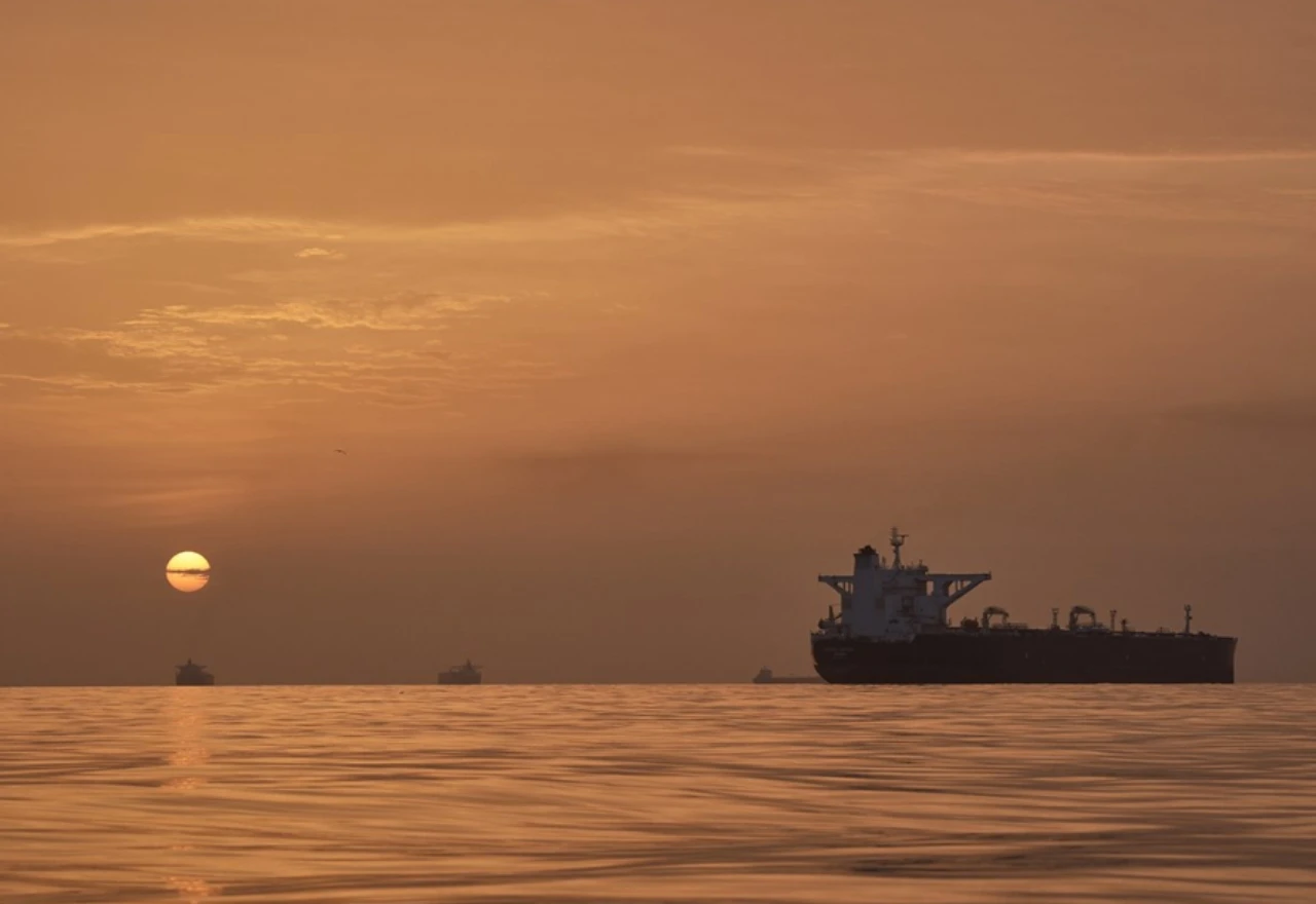 Hormuški tjesnac bez ijednog tankera: Iran ponovno pooštrio kontrolu