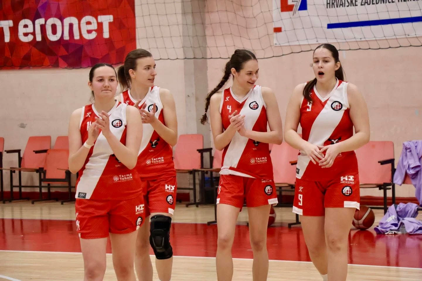 Mostarke izborile majstoricu u Livnu
