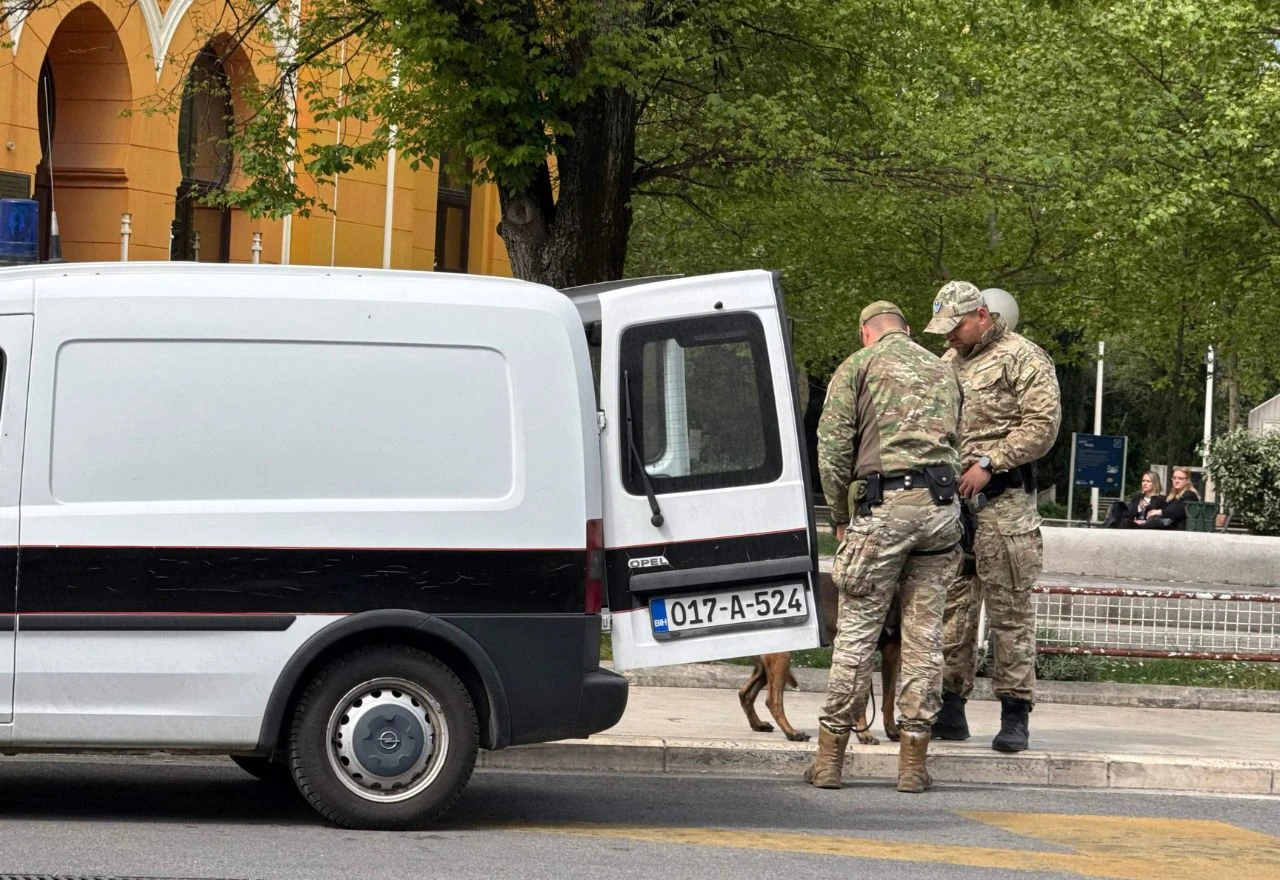 MUP HNŽ ima dva psa za otkrivanje eksploziva