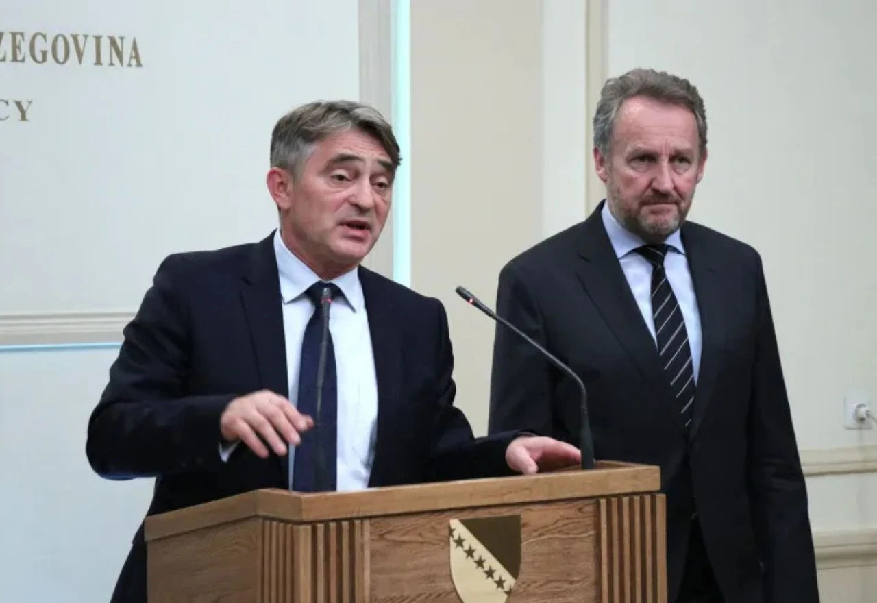 SDA optužila DF: ''Mi ne pregovaramo o Izbornom zakonu, licemjerni ste''