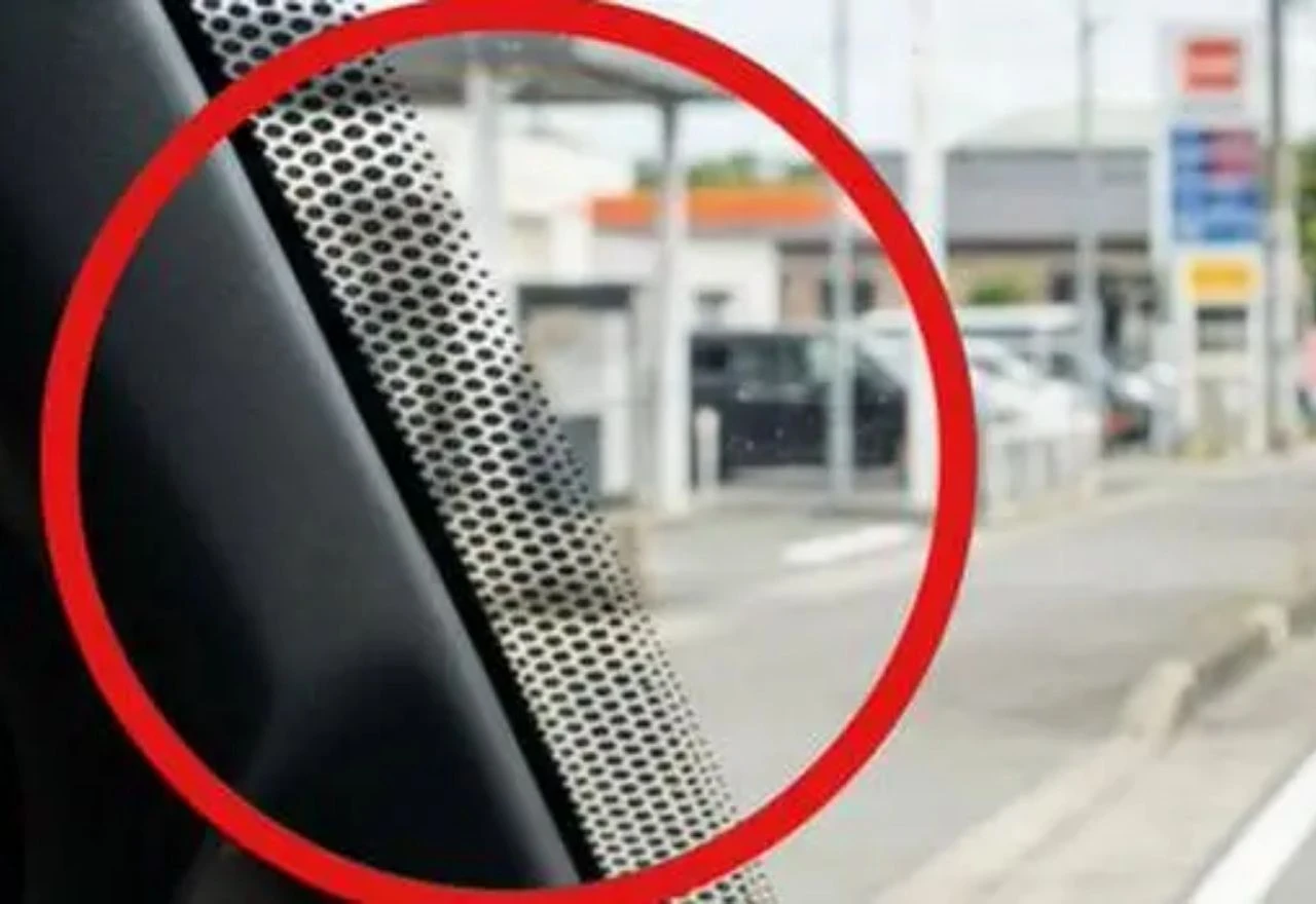 Znate li čemu služe crne točkice na vjetrobranskom staklu auta? Rijetki znaju njihovu pravu funkciju