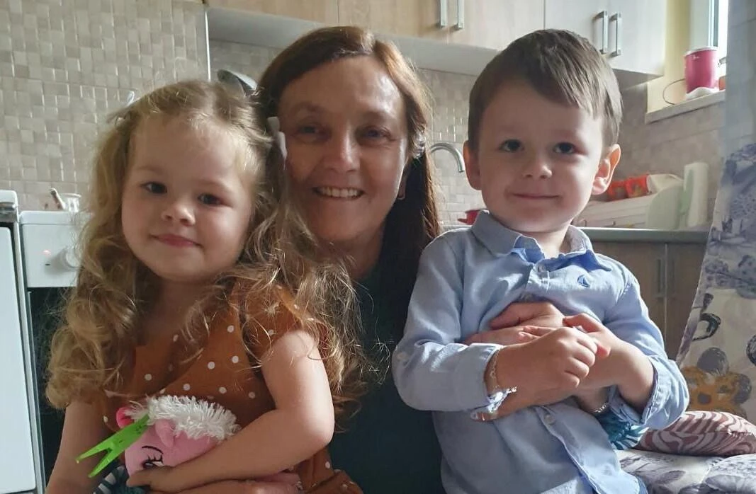 Pomozi.ba pokrenuo apel za Ajkunu iz Hrasnice, potrebno gotovo 50 000 KM
