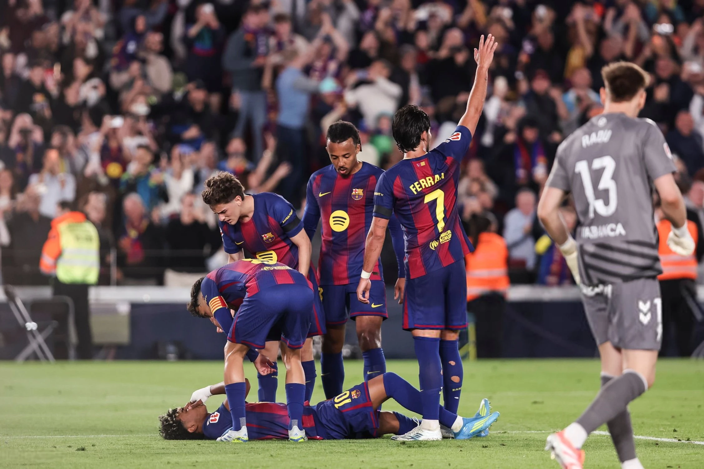 Barcelona nadomak titule, porazi finalista Kupa kralja