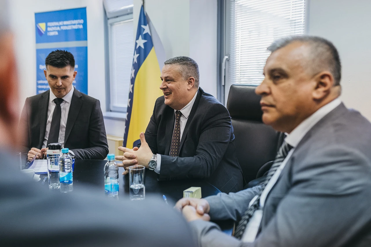 FOTO | Dodijeljeni grantovi: Dolaze bolji dani za gospodarski ambijent u FBIH