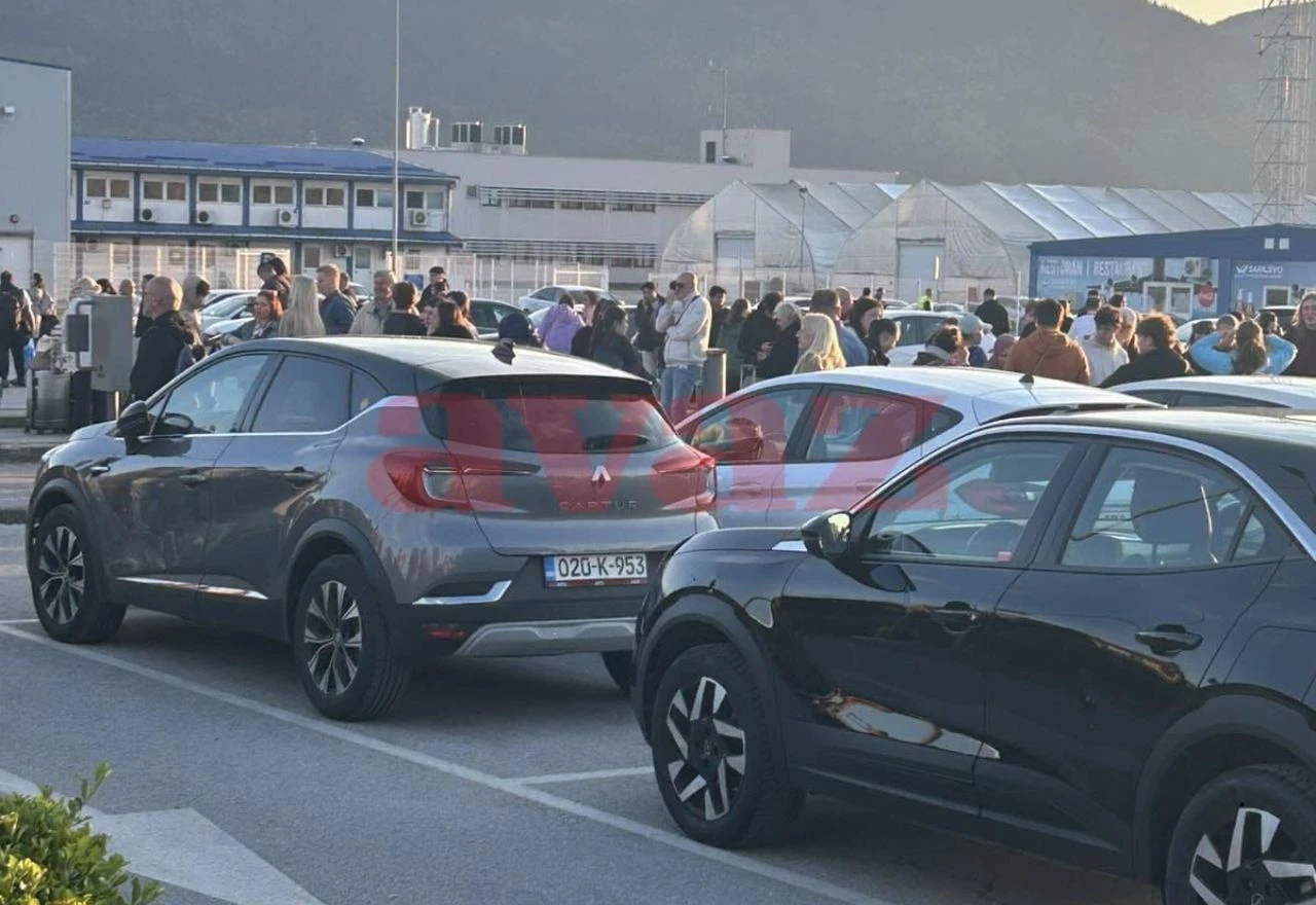 Dojava o bombi na sarajevskom aerodromu, evakuirani putnici