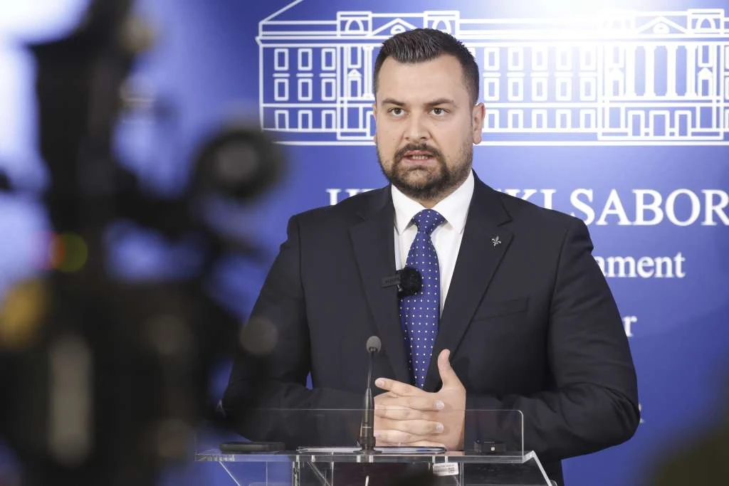 Hodžić: Dodikov narativ uvodi se u Hrvatsku