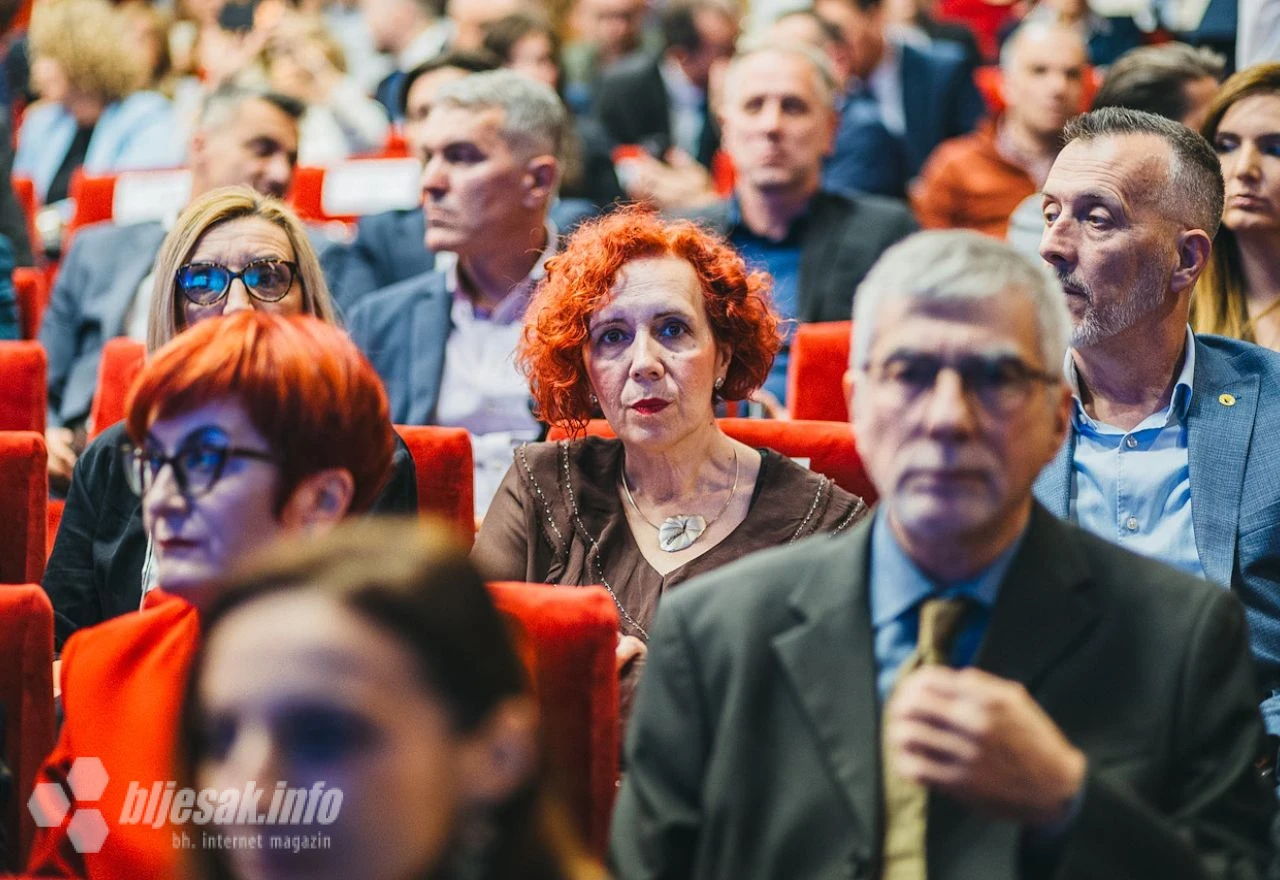50 godina Pravnog fakulteta UNMO
