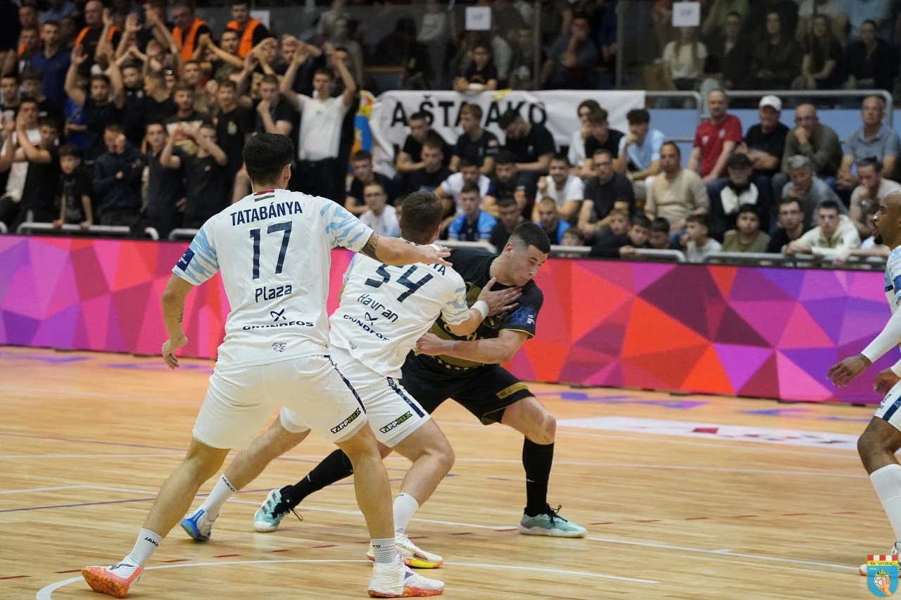 Izviđač protiv favorziranog protivnika iz Mađarske slavio u prvoj utakmici polufinala EHF Kupa
