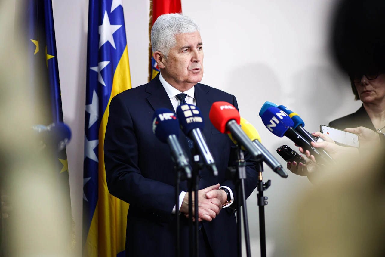 Čović: Tri naroda apsolutno nisu zadovoljna odnosima u BiH