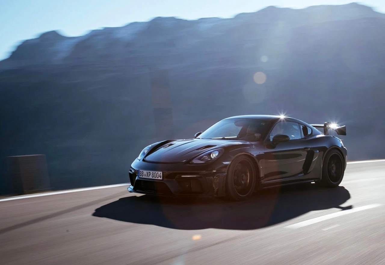 Pada profit: Porsche mora biti vitkiji i brži