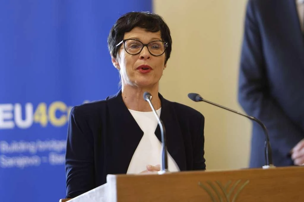 EU zamrznula novac Srbiji