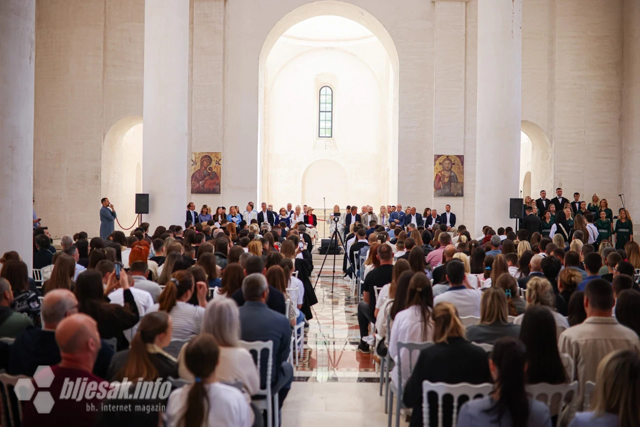 U Mostaru dodijeljeno više od 300 stipendija