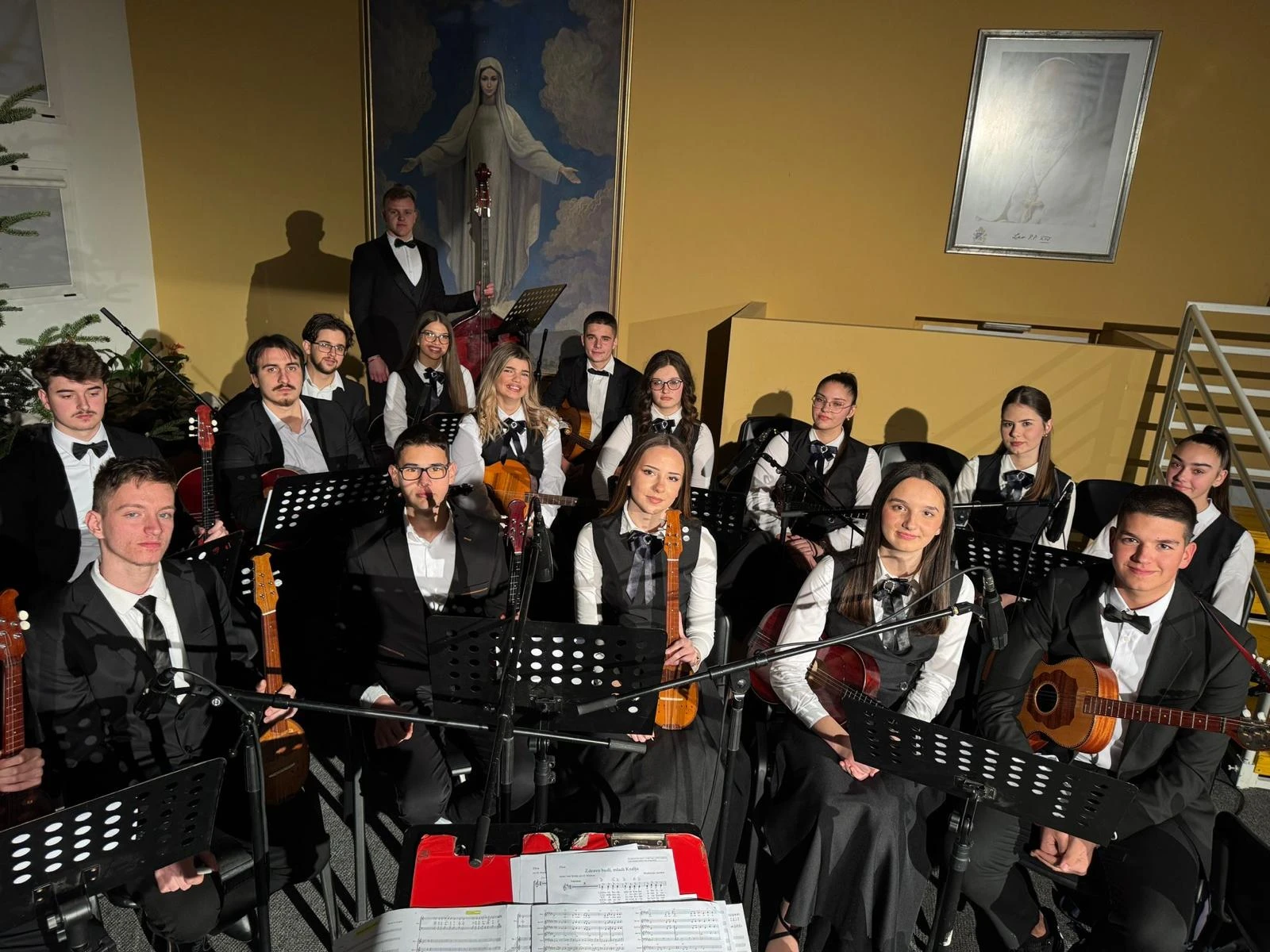 Večer Tomislava Ivčića u Mostaru uz Tamburaški orkestar Misericordia